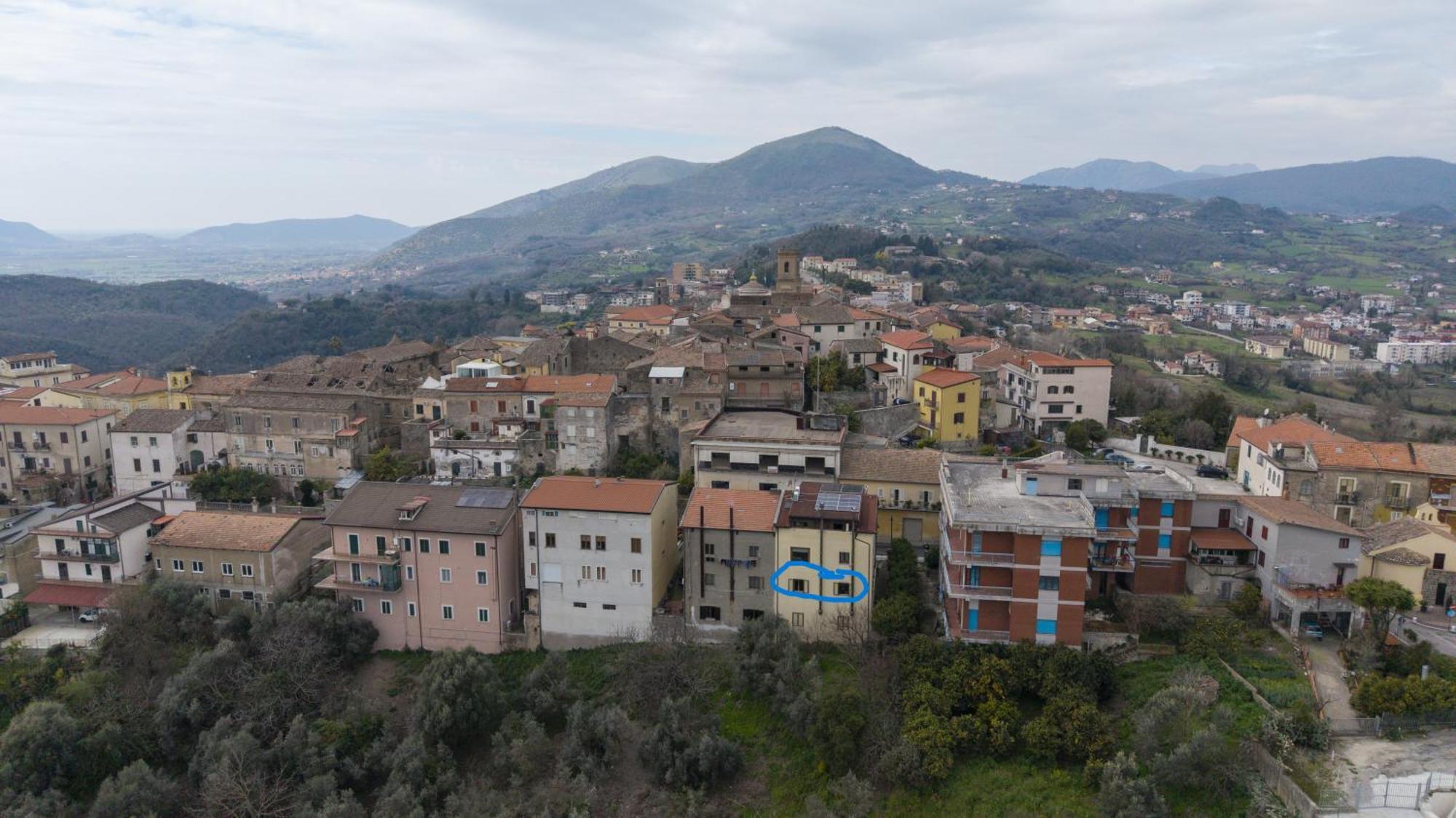 Apartament Sotto La Torre Caiazzo Zewnętrze zdjęcie
