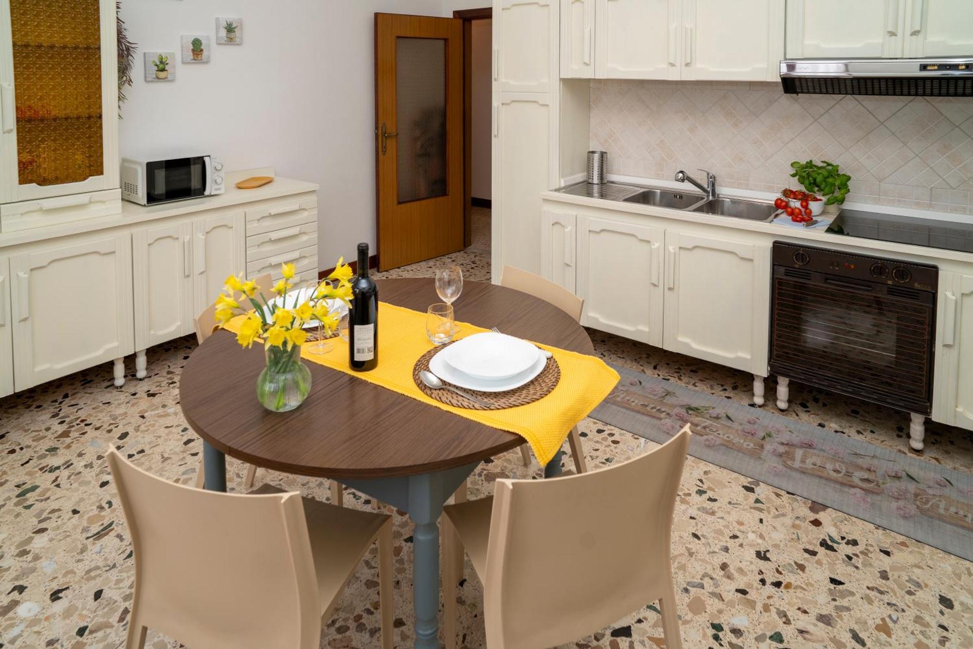Apartament Sotto La Torre Caiazzo Zewnętrze zdjęcie